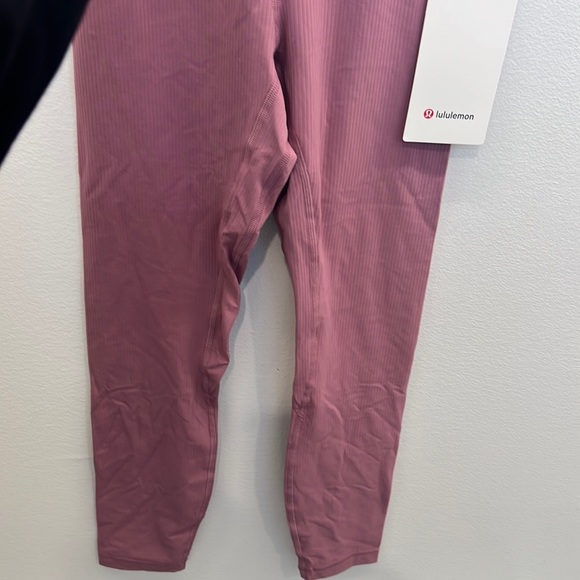 Lululemon ribbed leggings size 2 - Picture 3 of 4